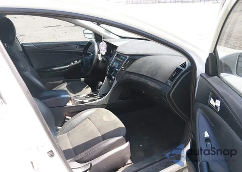 2013 Hyundai Sonata Se z USA, uszkodzony, nr VIN 5NPEC4AC0DH687244